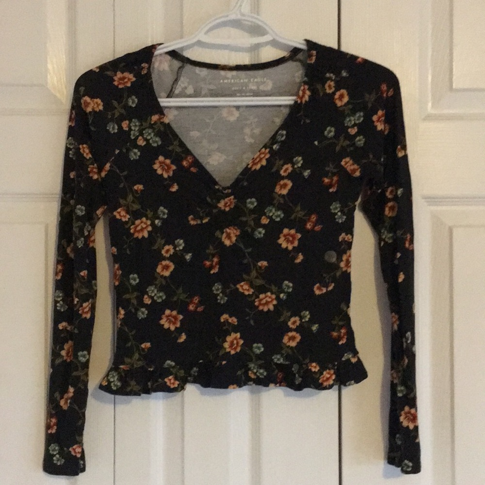 NWOT American Eagle Soft & Sexy T-Shirt